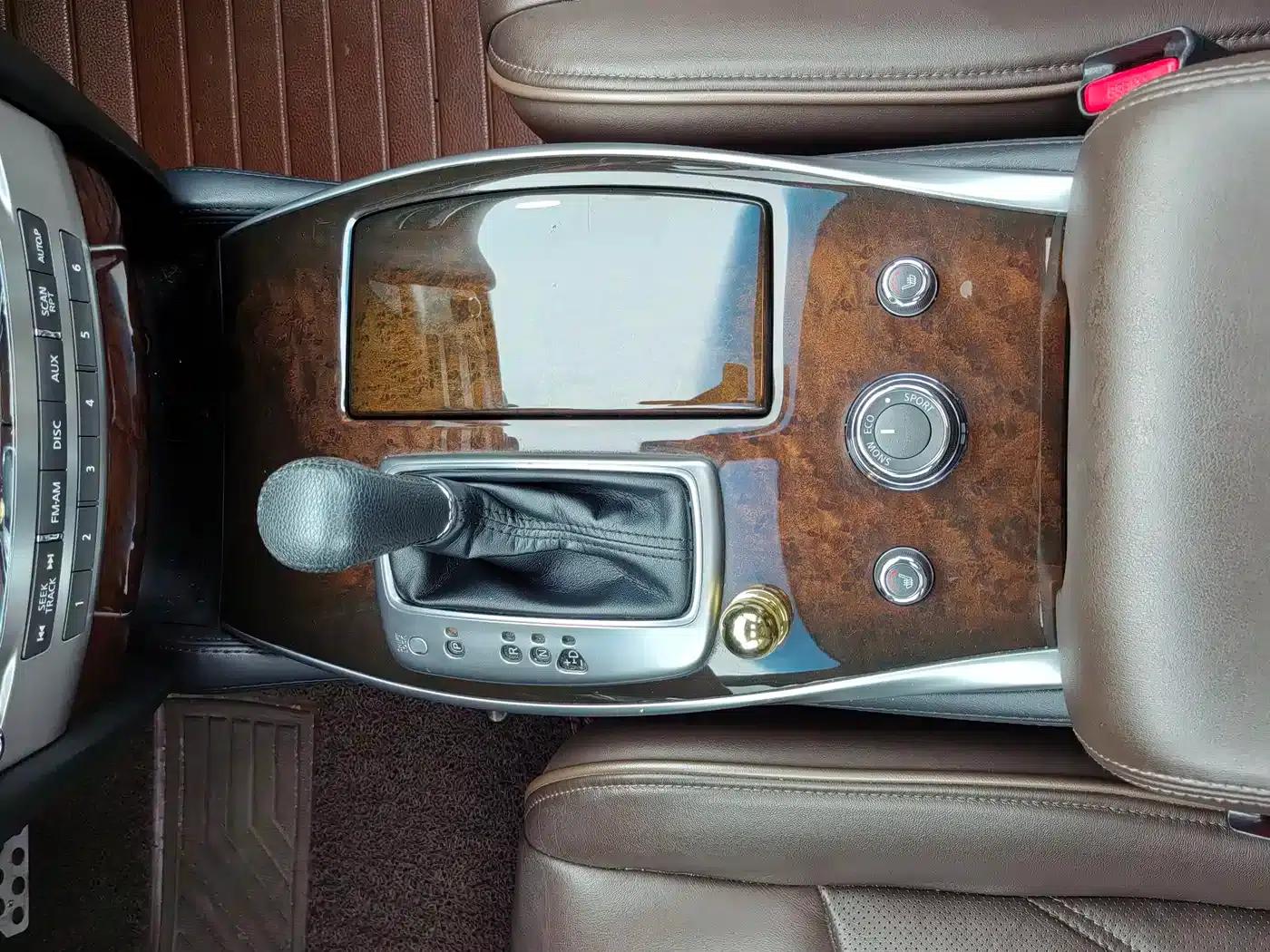Infiniti JX 2013 JX35 2WD Excellence Edition — миниатюра 26