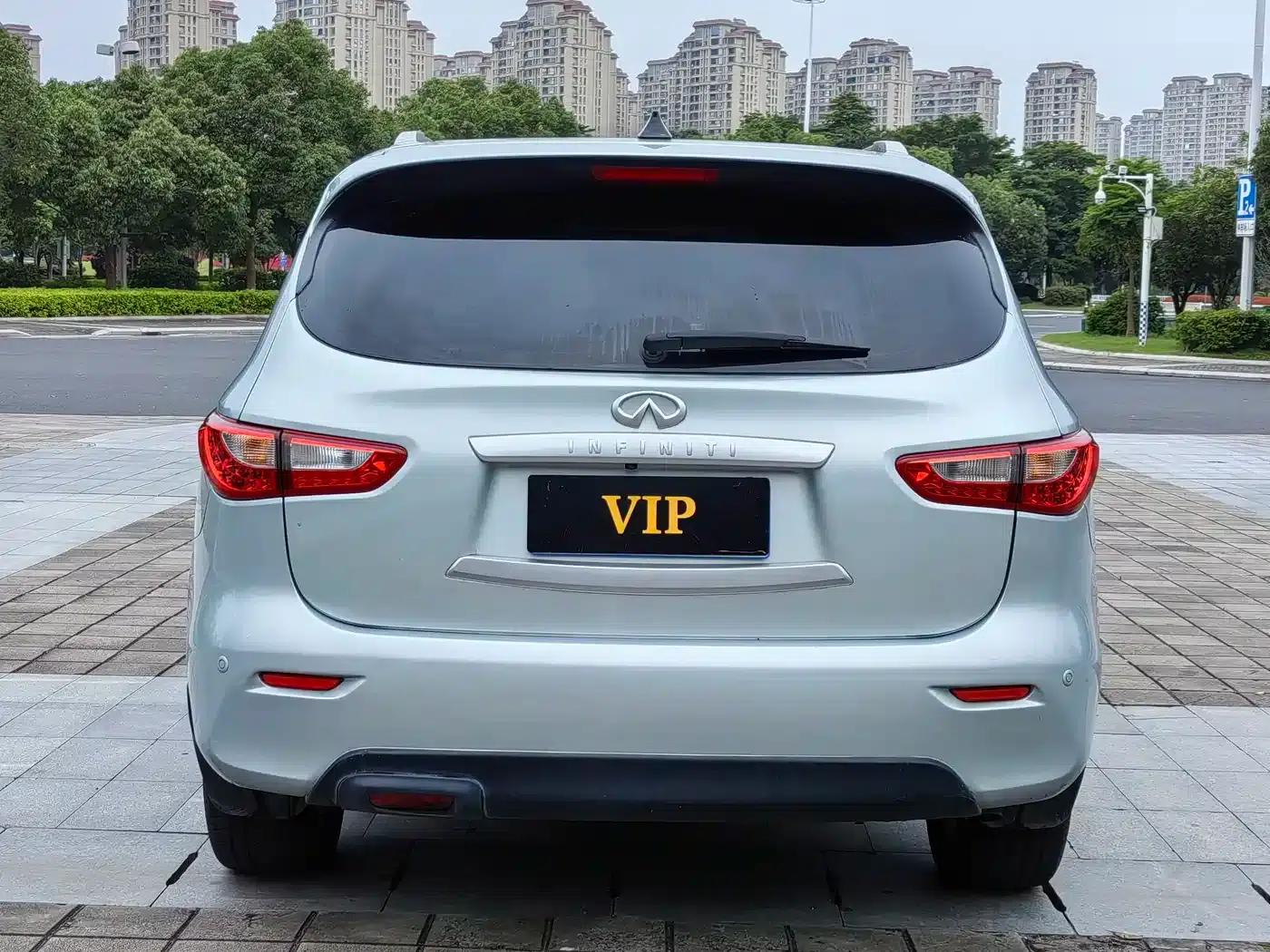 Infiniti JX 2013 JX35 2WD Excellence Edition — миниатюра 5