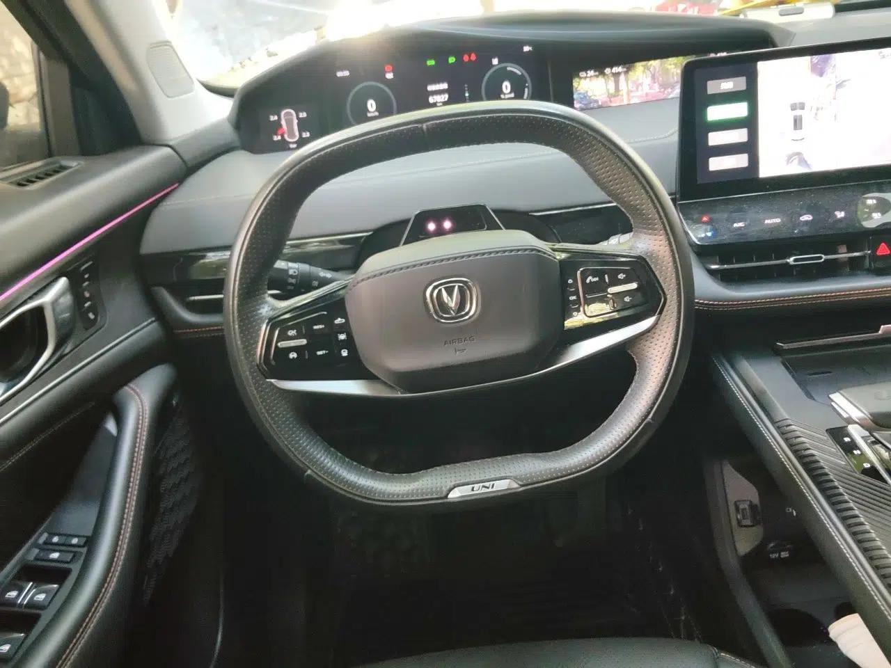 CHANGAN UNI-K iDD 2022 Blue Whale iDD 130km 1.5T Prestige Model — миниатюра 10