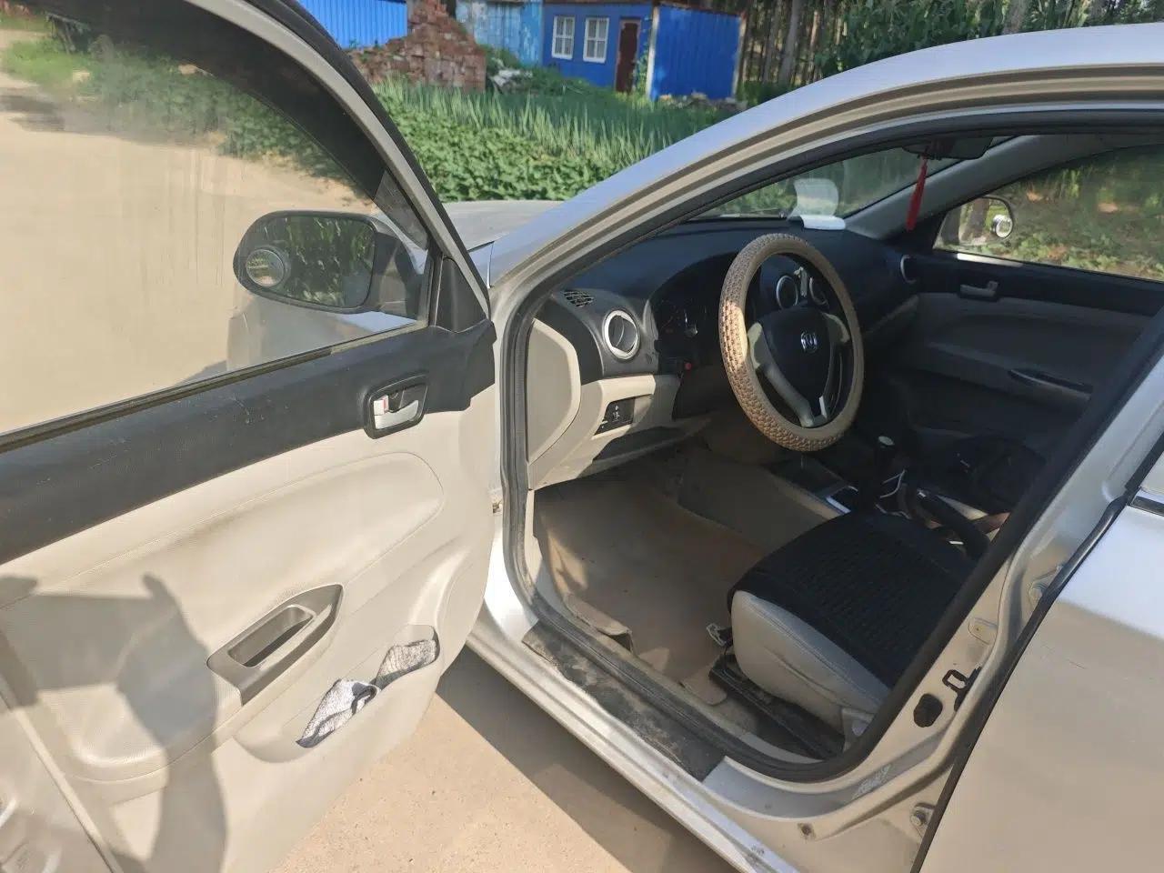 CHANGAN Alsvin V3 2012 1.3L Manual Comfort Version China IV Standard — миниатюра 16