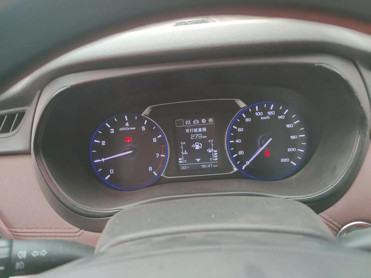 CHANGAN Lingxuan 2017 1.6L Manual Elite Model — миниатюра 11