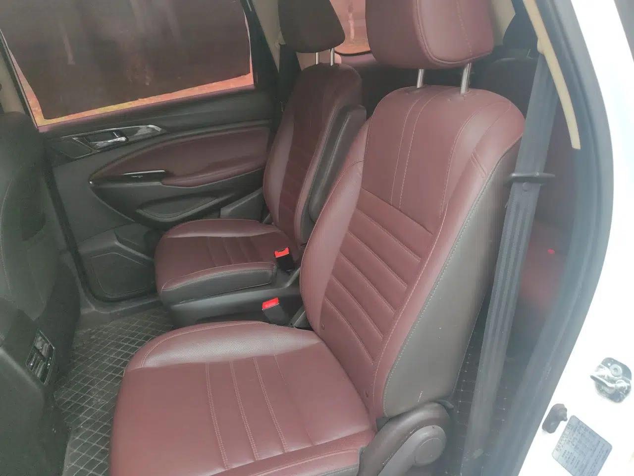 CHANGAN Lingxuan 2017 1.6L Manual Elite Model — миниатюра 17