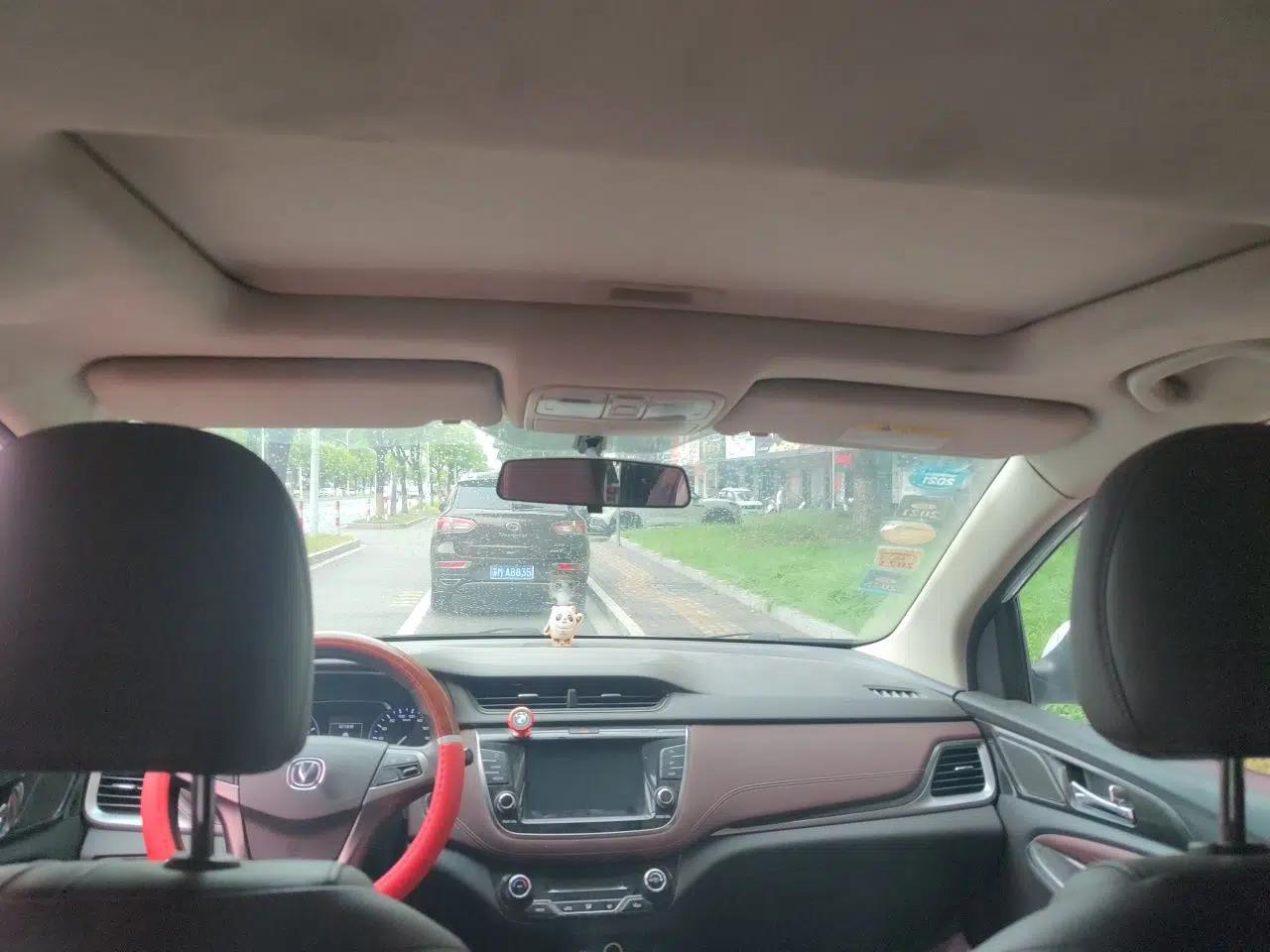 CHANGAN Lingxuan 2017 1.6L Manual Elite Model — миниатюра 18