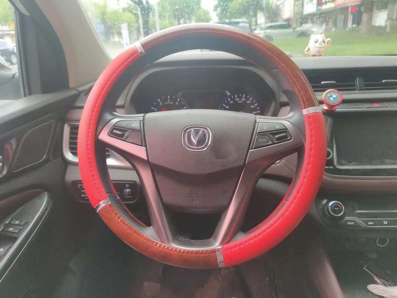 CHANGAN Lingxuan 2017 1.6L Manual Elite Model — миниатюра 10