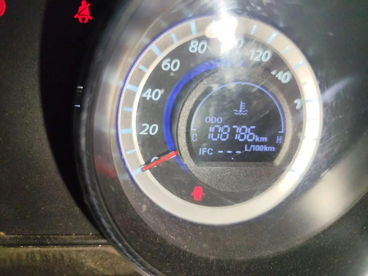 Great Wall C30 2013 1.5L Manual Comfort Model — миниатюра 12