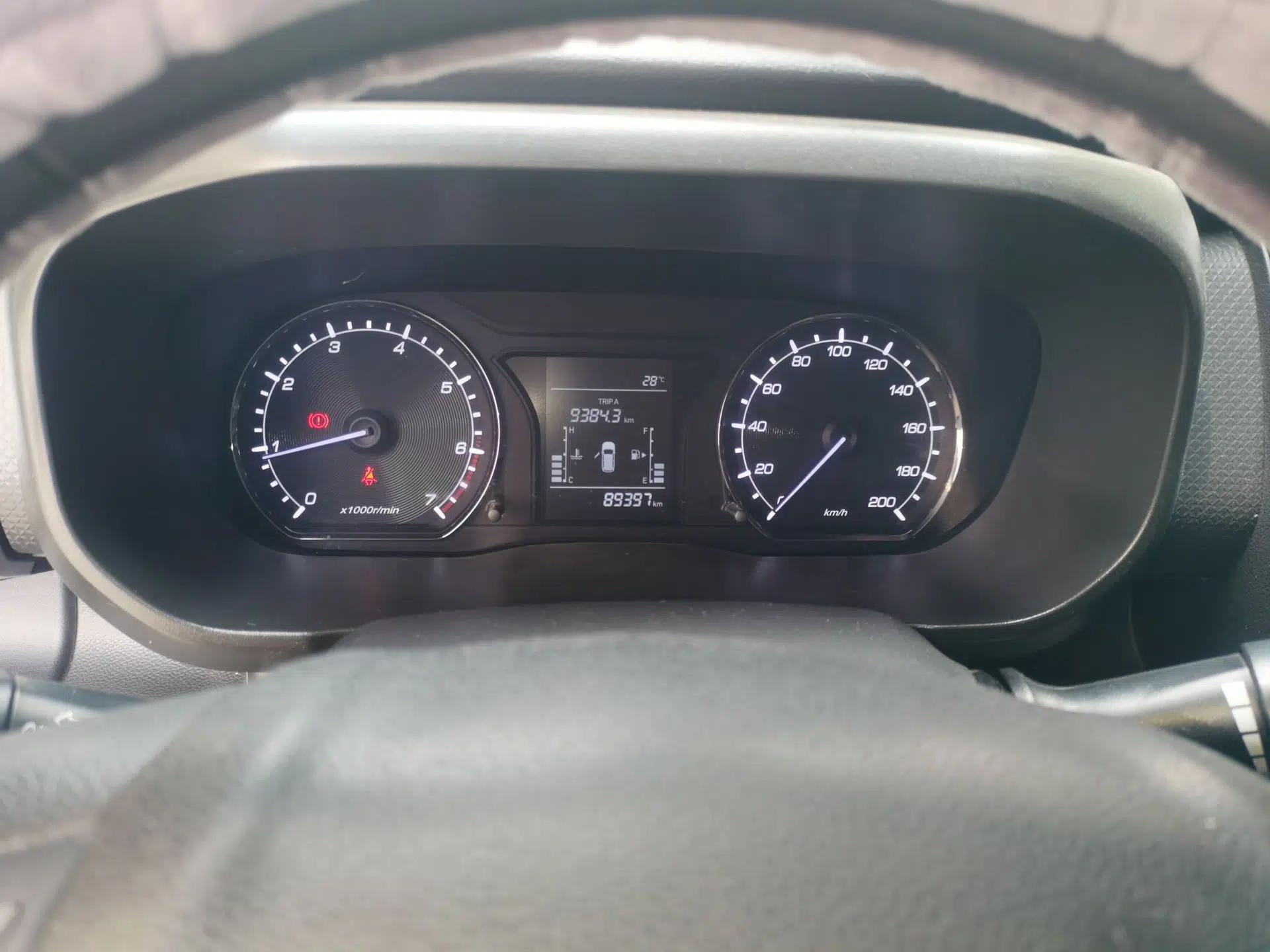 CHANGAN OSHAN X70A 2018 1.5L Manual Comfort Model — миниатюра 11