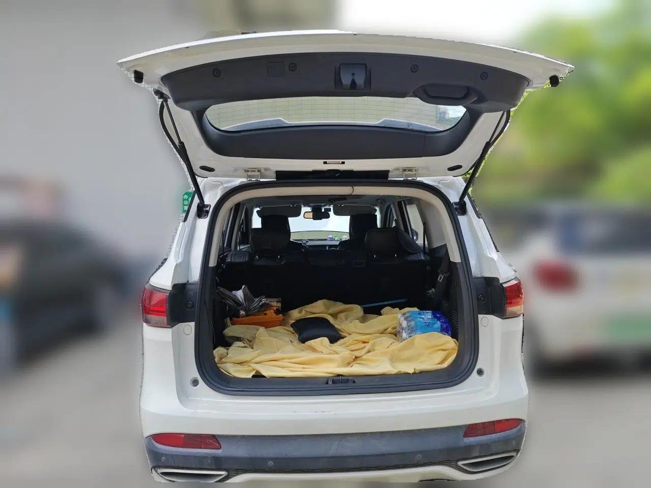 CHANGAN OSHAN COS1 2020 1.5T Automatic YueShang Model 7 Seats — миниатюра 19
