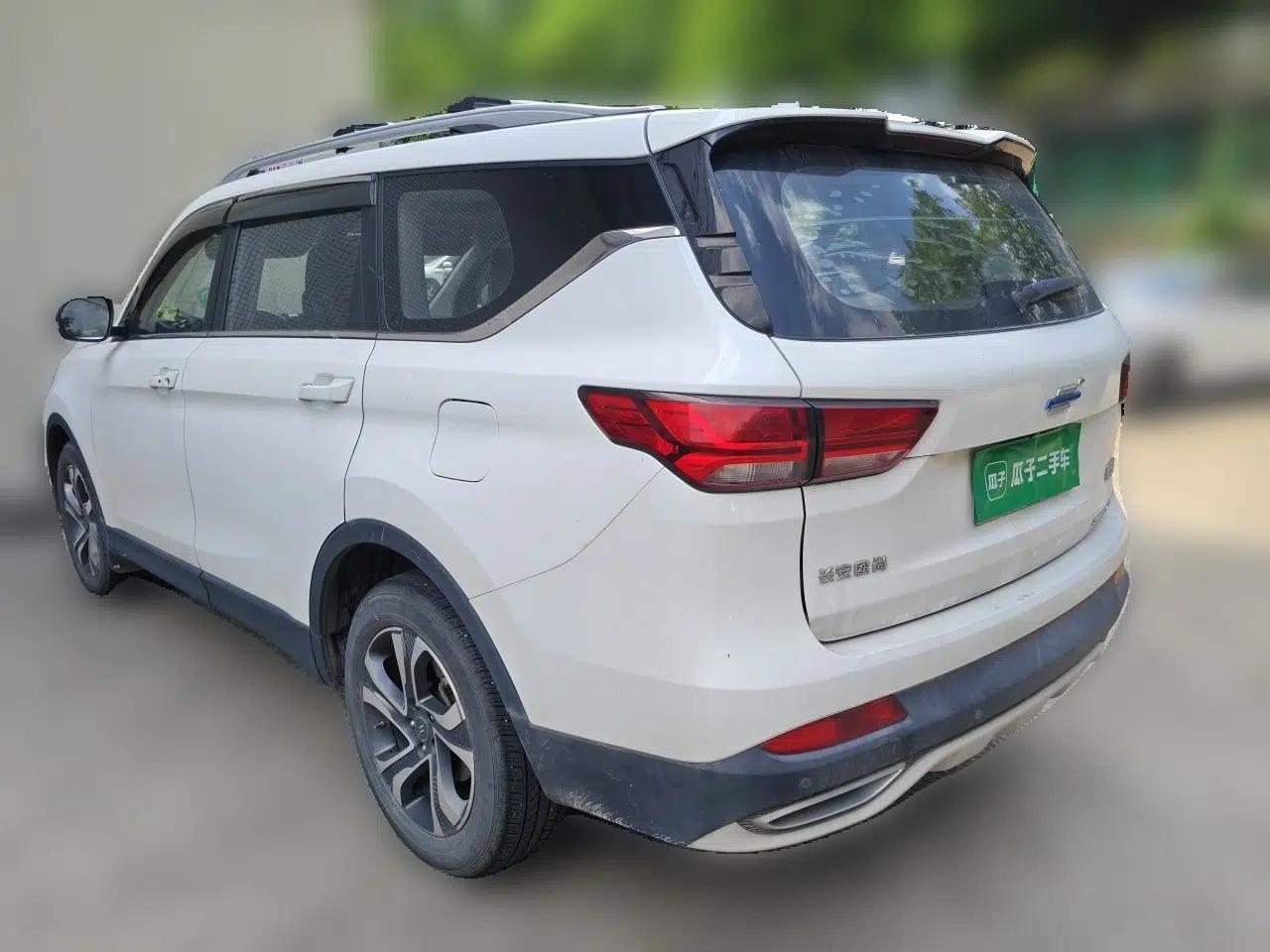 CHANGAN OSHAN COS1 2020 1.5T Automatic YueShang Model 7 Seats — миниатюра 4