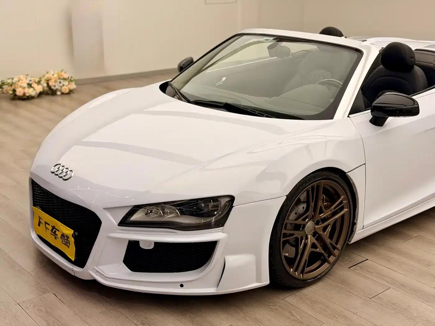 2011 Audi R8 Spyder 5.2 FSI quattro — миниатюра 2