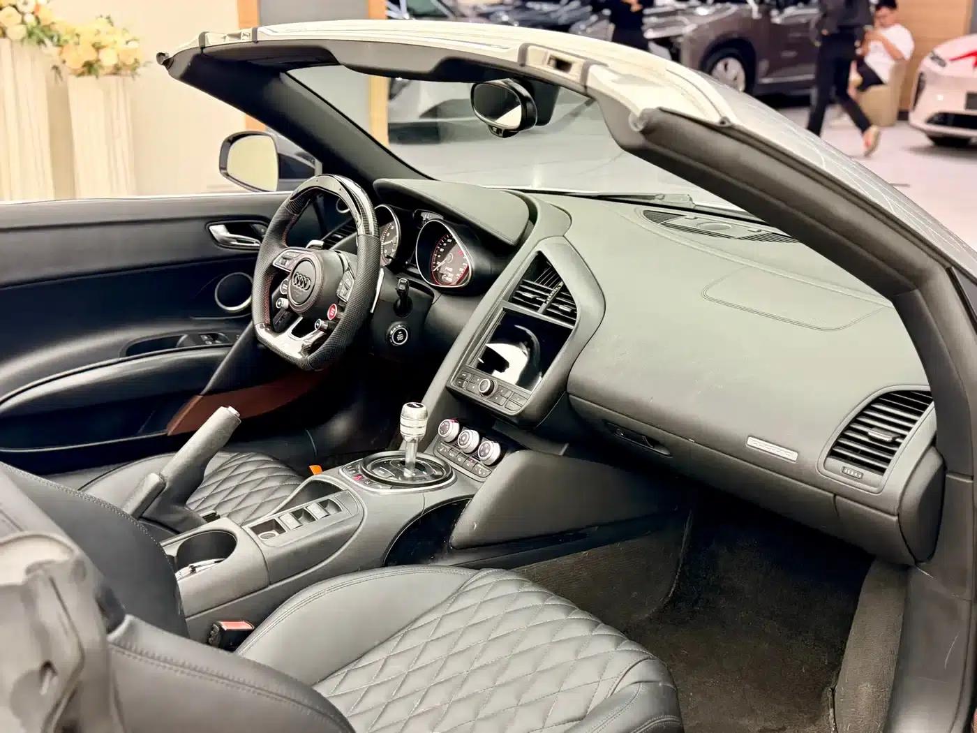 2011 Audi R8 Spyder 5.2 FSI quattro — миниатюра 11
