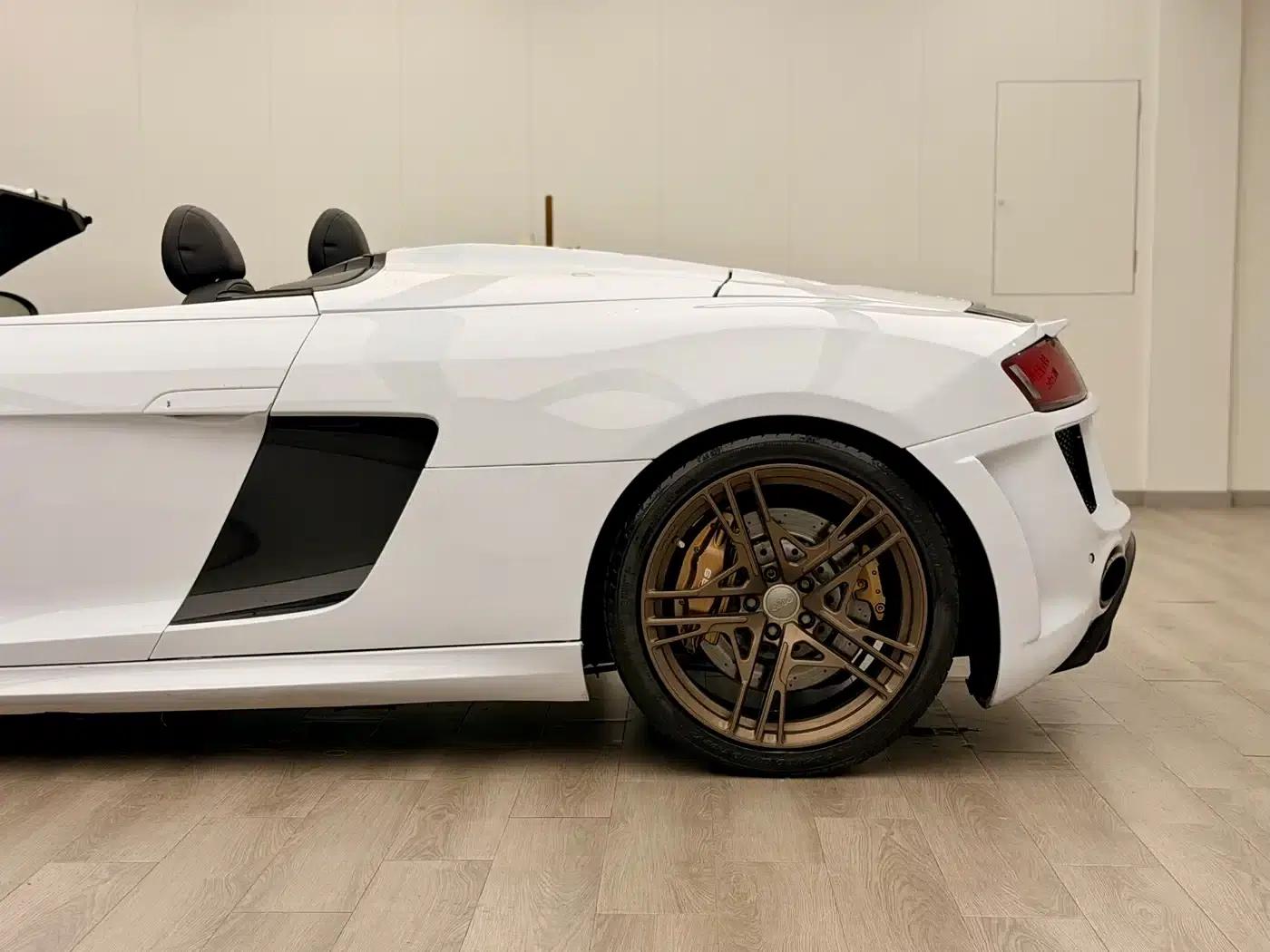 2011 Audi R8 Spyder 5.2 FSI quattro — миниатюра 5