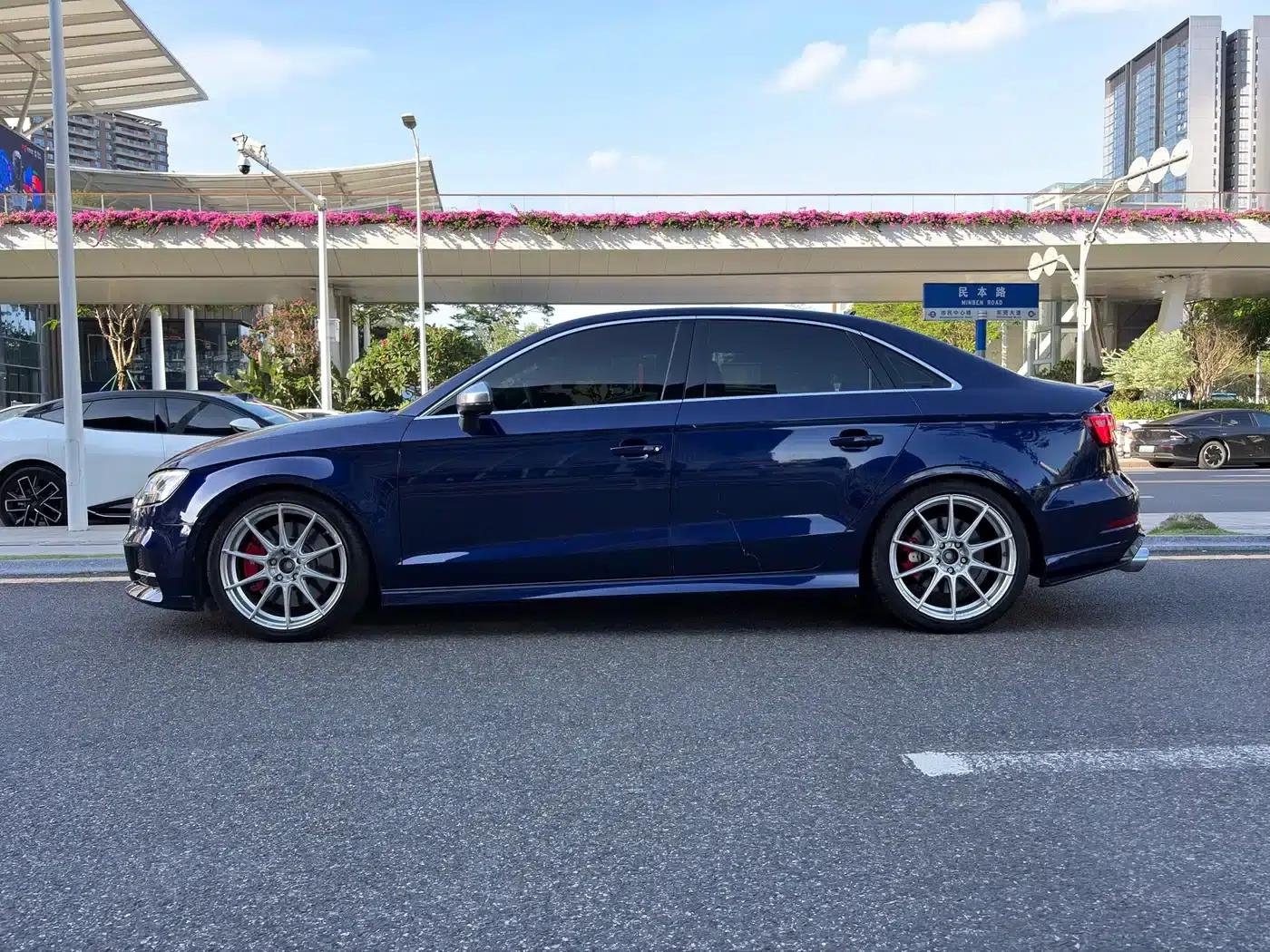 Audi S3 2017 Facelift S3 2.0T Limousine — миниатюра 3