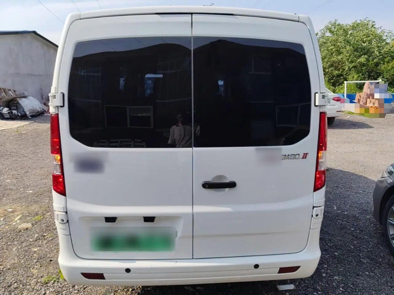 CHANGAN KAICHENG Ruixing EM80 2023 EM80 Ⅱ Side-Hinged 7-Seater Comfort Model — миниатюра 5