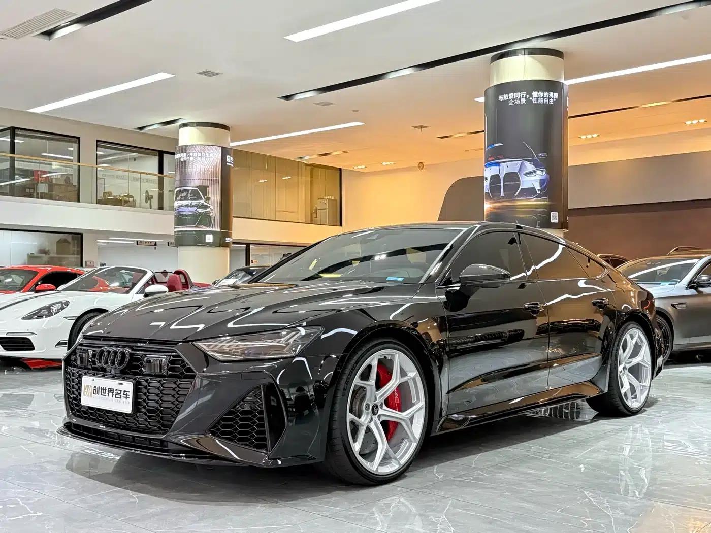 2024 Audi RS 7 RS 7 4.0T Sportback Performance — миниатюра 1