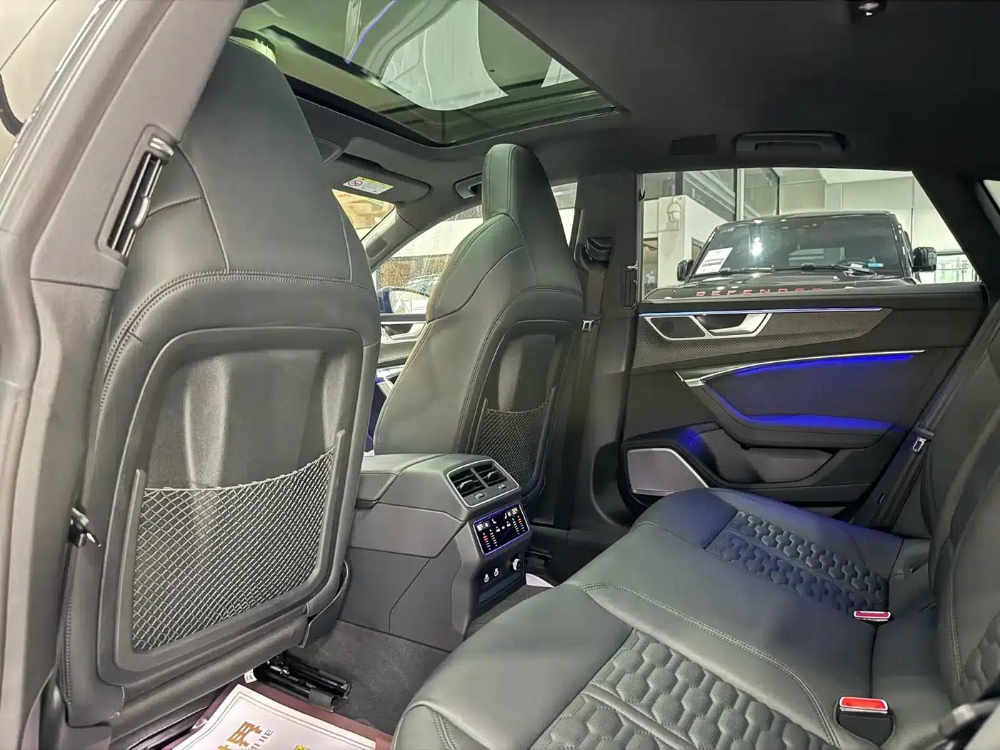 2024 Audi RS 7 RS 7 4.0T Sportback Performance — миниатюра 10