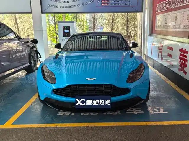 Aston Martin DB11 2019 4.0T V8 Coupe