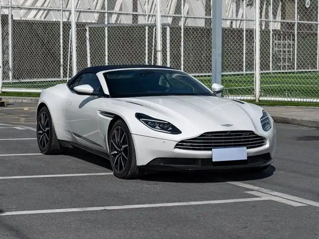 Aston Martin DB11 2019 4.0T V8 Volante — миниатюра 3