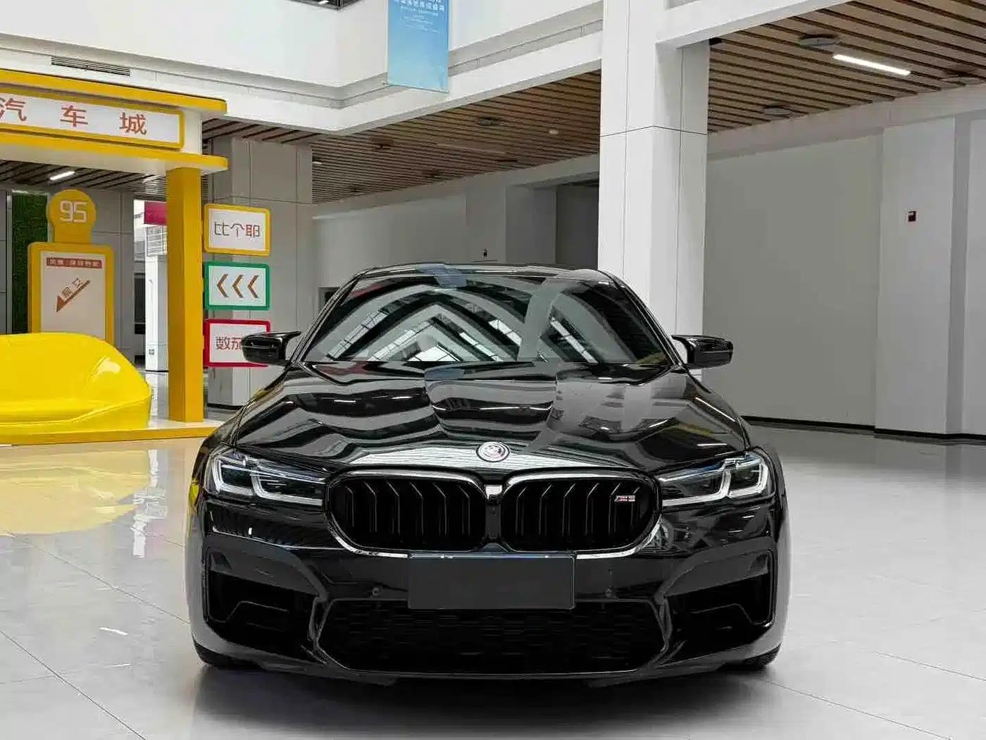 2021 BMW M5 — миниатюра 2