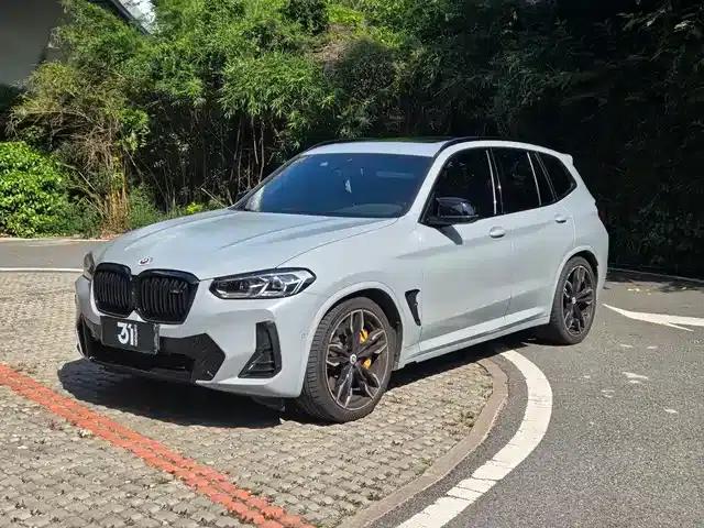 2022 BMW X3 M40i