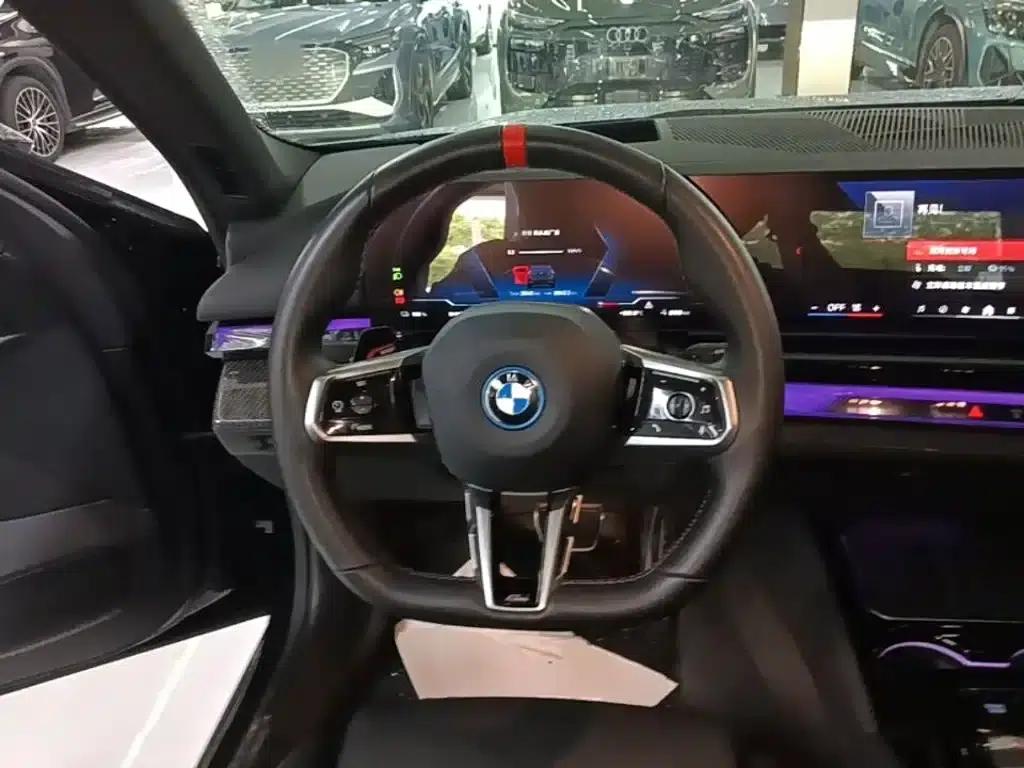 2024 BMW i5 M60 xDrive M60 — миниатюра 11