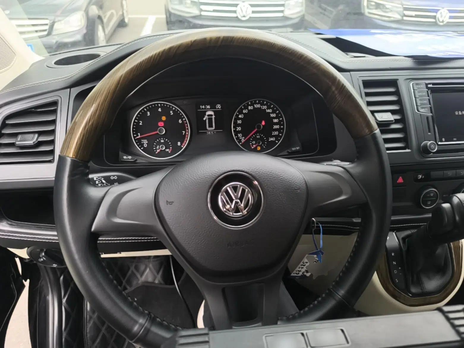 Volkswagen Caravelle 2017 2.0 TSI 4x4 Comfort Edition 7-Seater — миниатюра 13