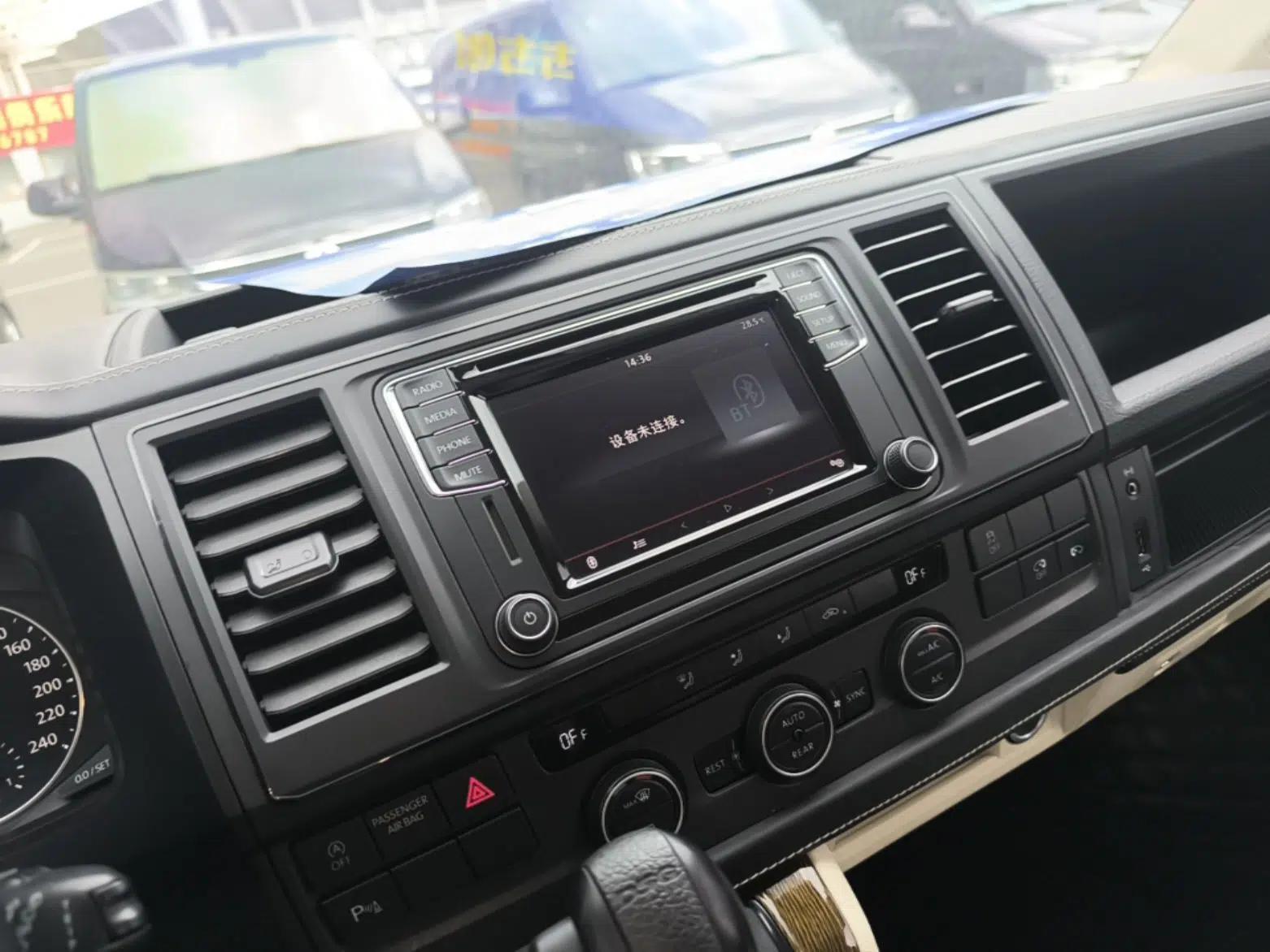 Volkswagen Caravelle 2017 2.0 TSI 4x4 Comfort Edition 7-Seater — миниатюра 15