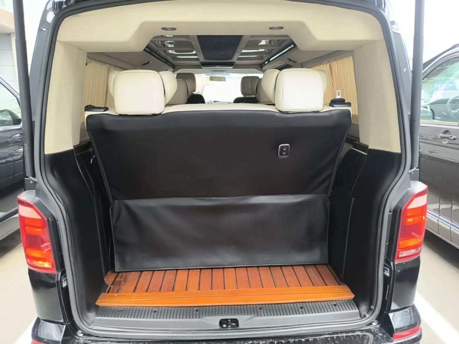 Volkswagen Caravelle 2017 2.0 TSI 4x4 Comfort Edition 7-Seater — миниатюра 22