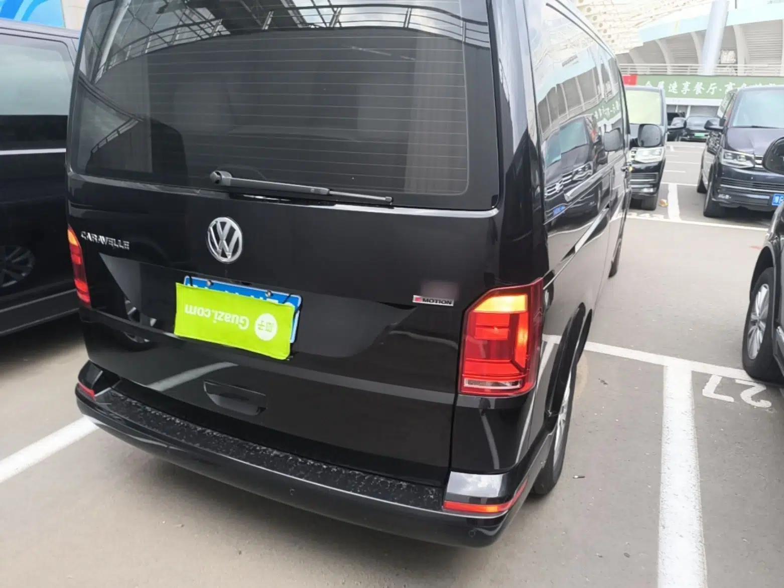Volkswagen Caravelle 2017 2.0 TSI 4x4 Comfort Edition 7-Seater — миниатюра 9