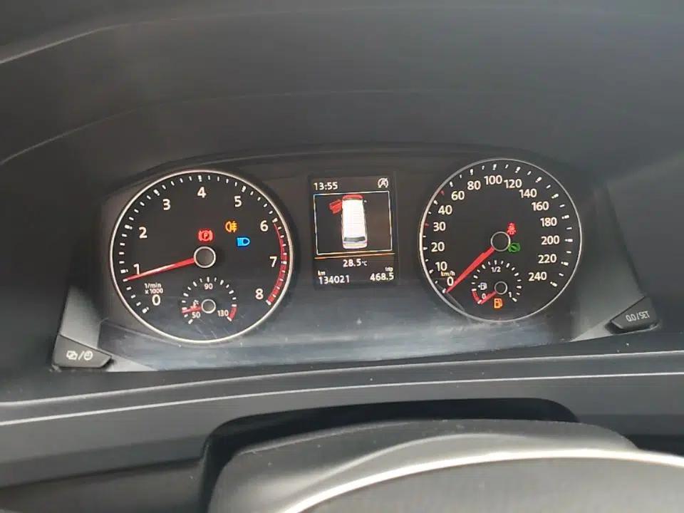 Volkswagen Caravelle 2019 2.0 TSI 4x4 Comfort Edition 7-Seater — миниатюра 14