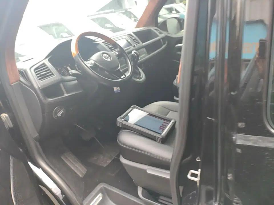 Volkswagen Caravelle 2019 2.0 TSI 4x4 Comfort Edition 7-Seater — миниатюра 17