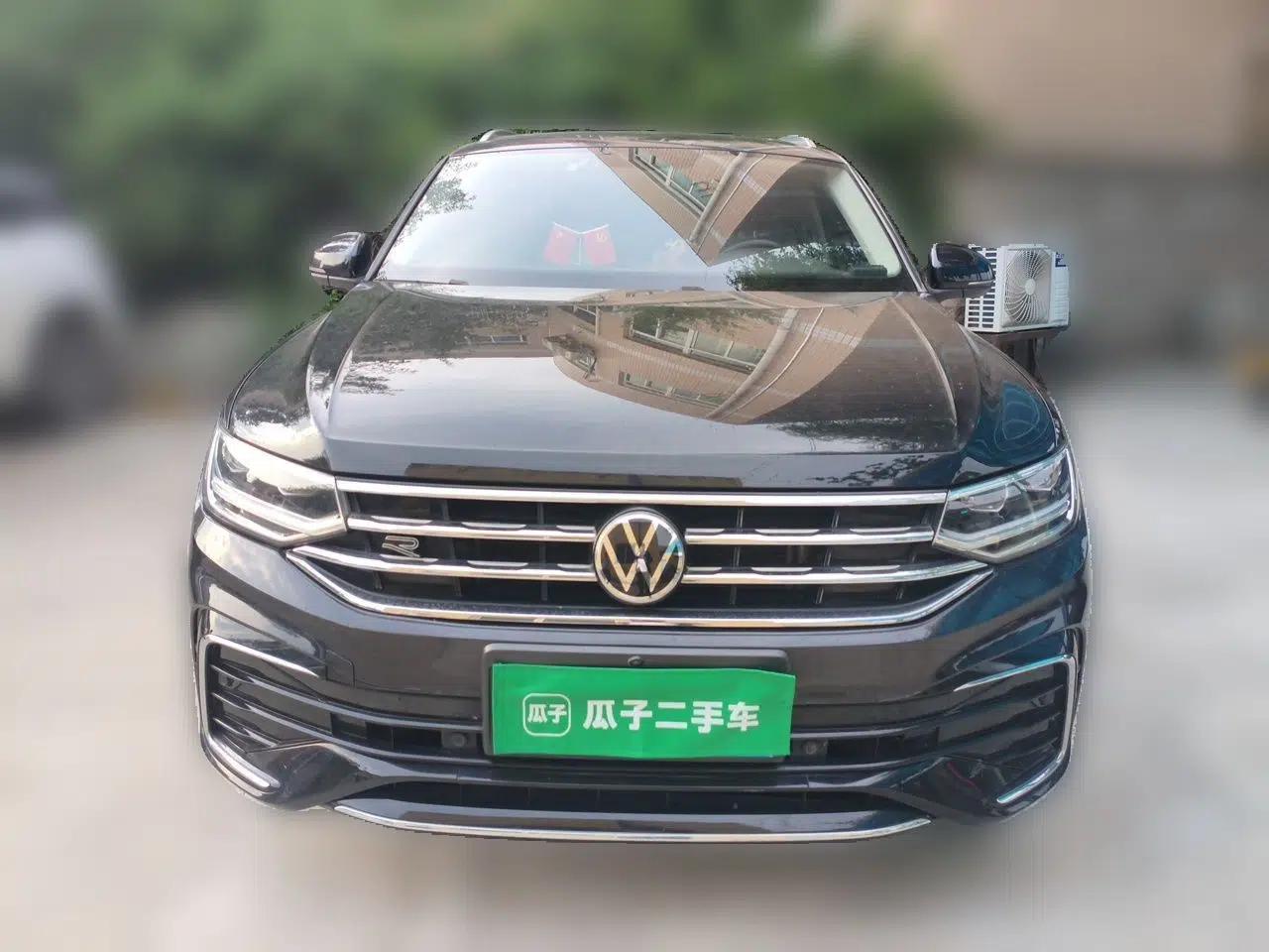 Volkswagen Tiguan X 2021 330TSI Two-Wheel-Drive Flagship Edition — миниатюра 2
