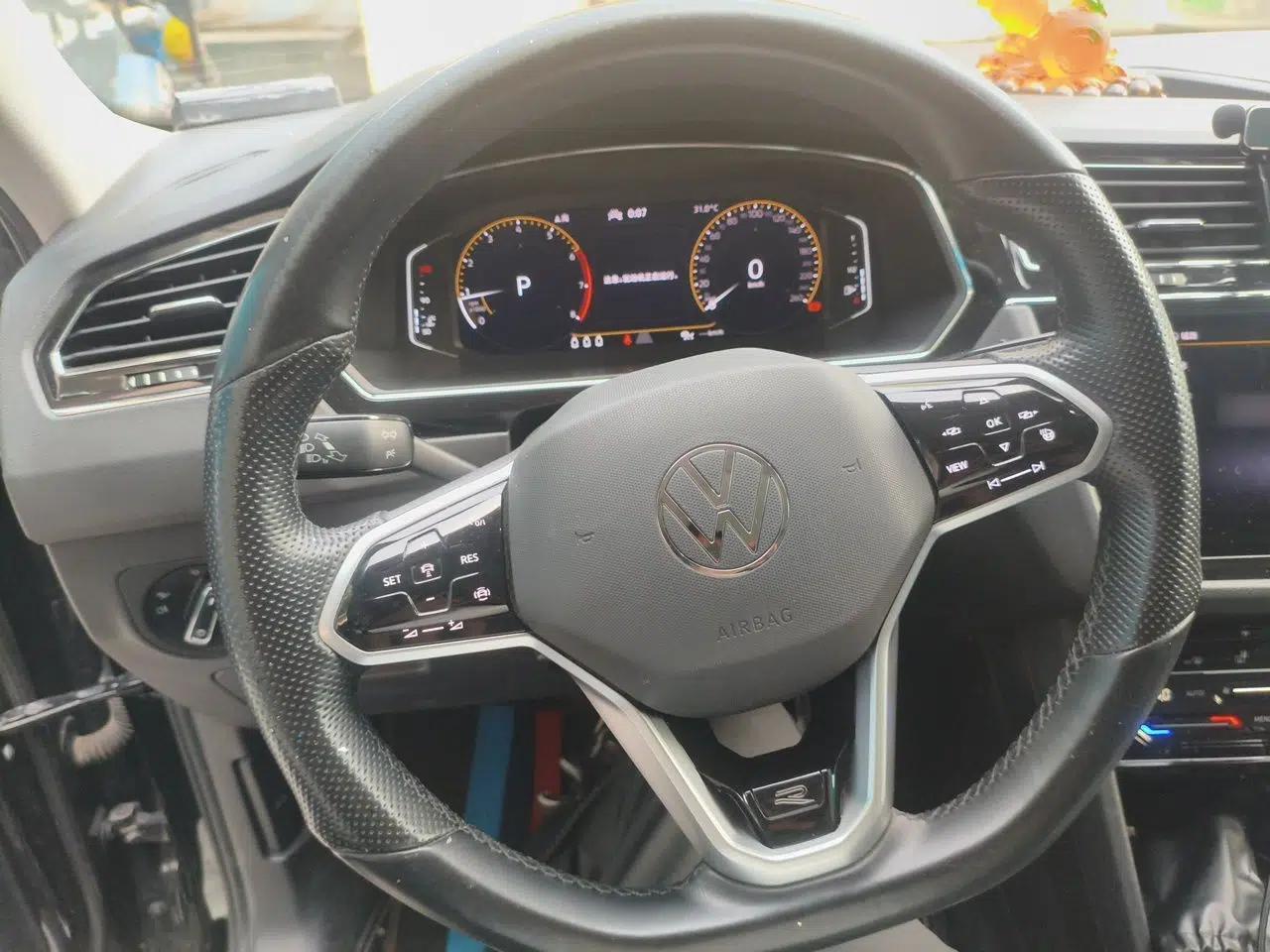 Volkswagen Tiguan X 2021 330TSI Two-Wheel-Drive Flagship Edition — миниатюра 10