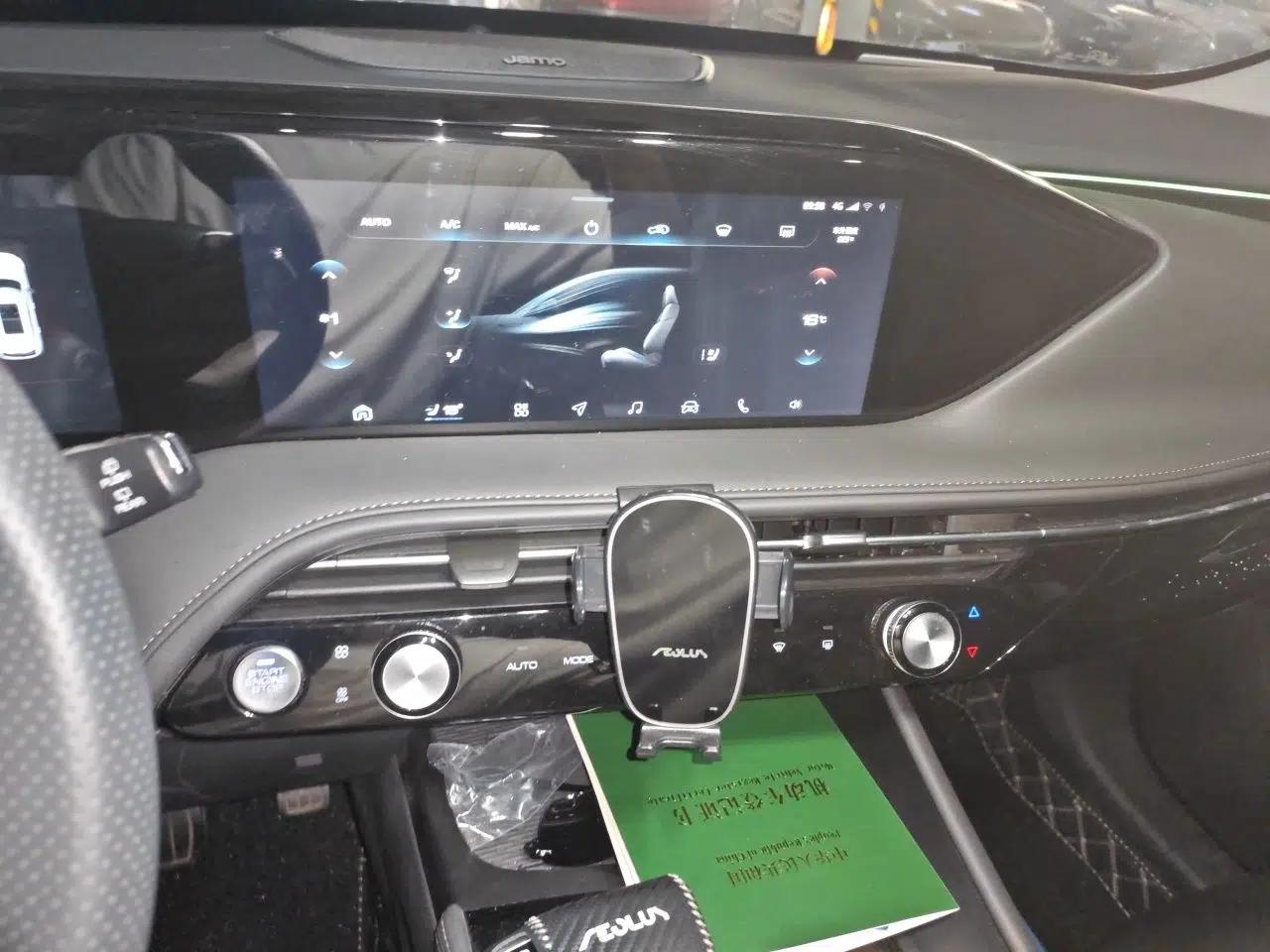 Dongfeng Aeolus Huge 2022 Mach Power 1.5T Dare-to-Love Edition — миниатюра 13