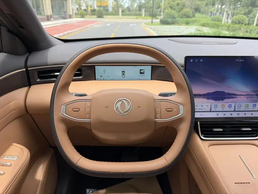 Dongfeng Aeolus L8 2025 Model 112KM Dream Edition — миниатюра 28