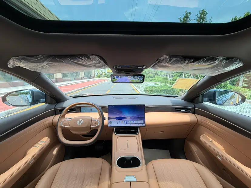 Dongfeng Aeolus L8 2025 Model 112KM Dream Edition — миниатюра 32