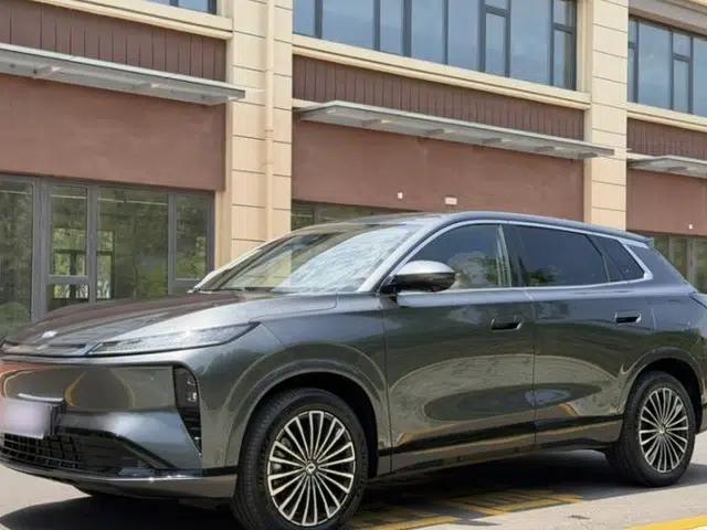 Dongfeng Aeolus L8 2025 Model 112KM Dream Edition