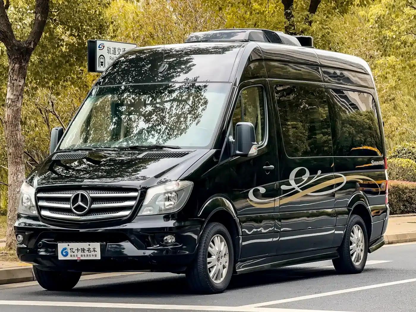 2017 Sprinter 3.5L Automatic — миниатюра 1