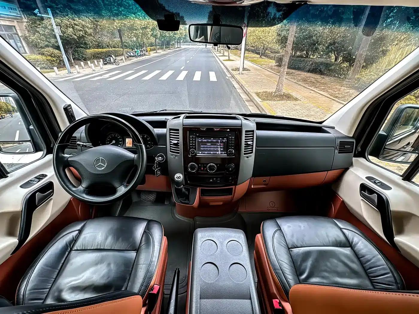 2017 Sprinter 3.5L Automatic — миниатюра 7