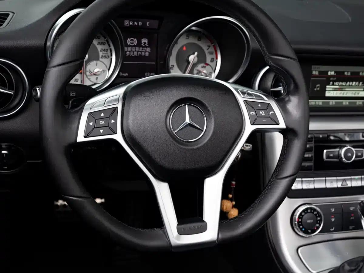 Mercedes-Benz SLK-Class 2011 SLK 200 Fashion Edition — миниатюра 6