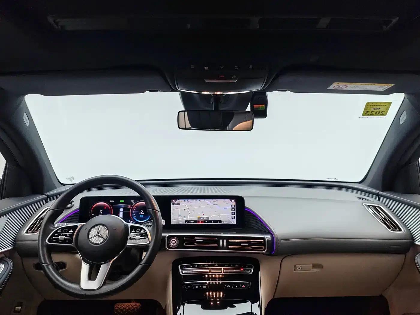 Mercedes-Benz EQC 2021 Model EQC 350 4MATIC — миниатюра 3