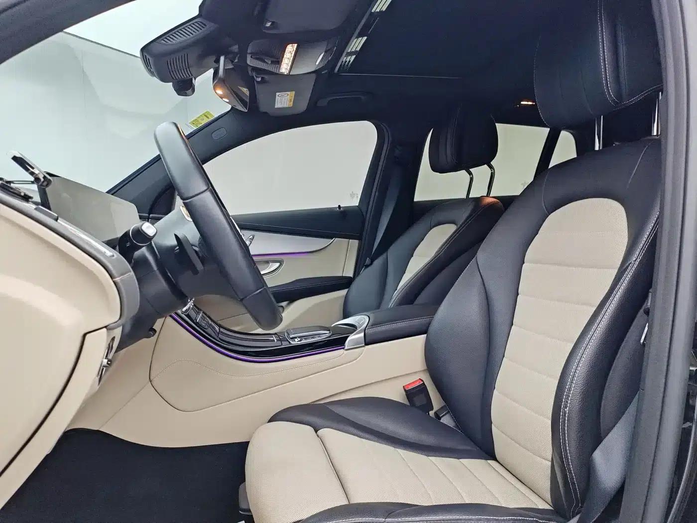 Mercedes-Benz EQC 2021 Model EQC 350 4MATIC — миниатюра 4