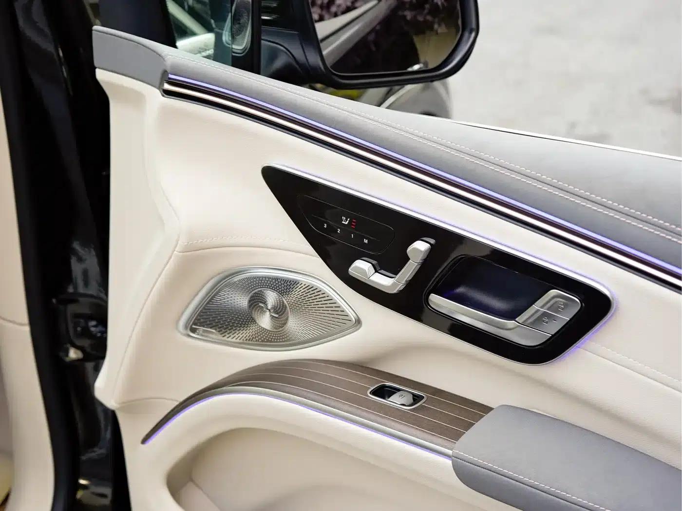 Mercedes-Benz EQS SUV 2025 500 4MATIC — миниатюра 16