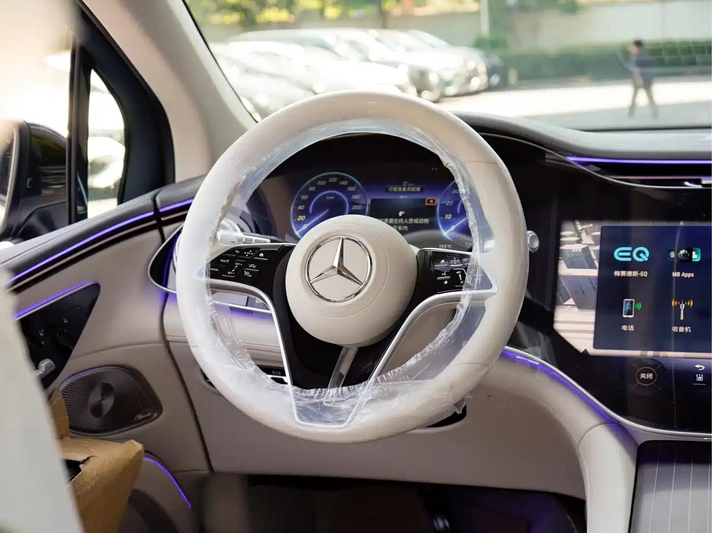 Mercedes-Benz EQS SUV 2025 500 4MATIC — миниатюра 17