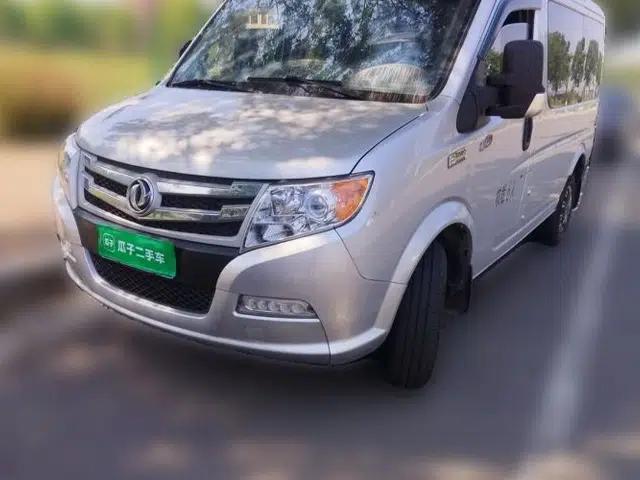 Dongfeng Yufeng 2021 2.0T Power King Front-Drive Logistics Van Short Wheelbase Low Roof 5-9 Seater China VI Emission Standard ZD20