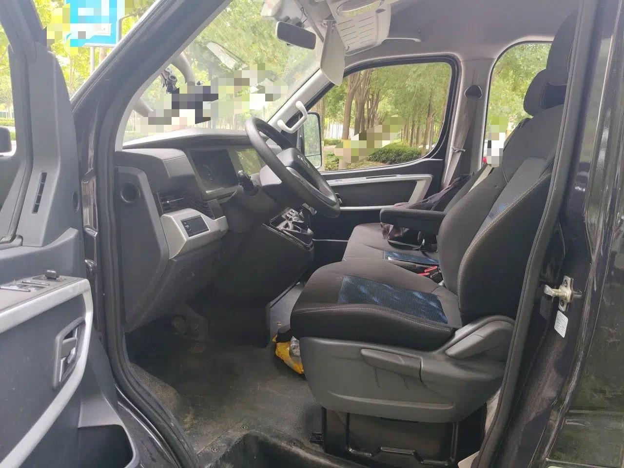 Dongfeng Yufeng 2023 V9+ 2.0T Automatic Front-Drive Multi-Function Mid-Roof 7/8/9-Seater — миниатюра 16