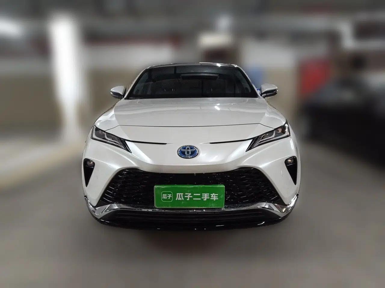 Toyota Venza 2022 Dual-Engine 2.5L CVT Two-Wheel Drive Prestige Edition — миниатюра 2