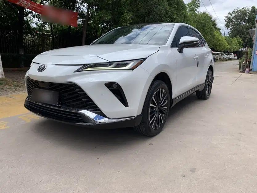 Toyota Venza 2022 2.0L CVT Two-Wheel Drive Prestige Edition — миниатюра 1
