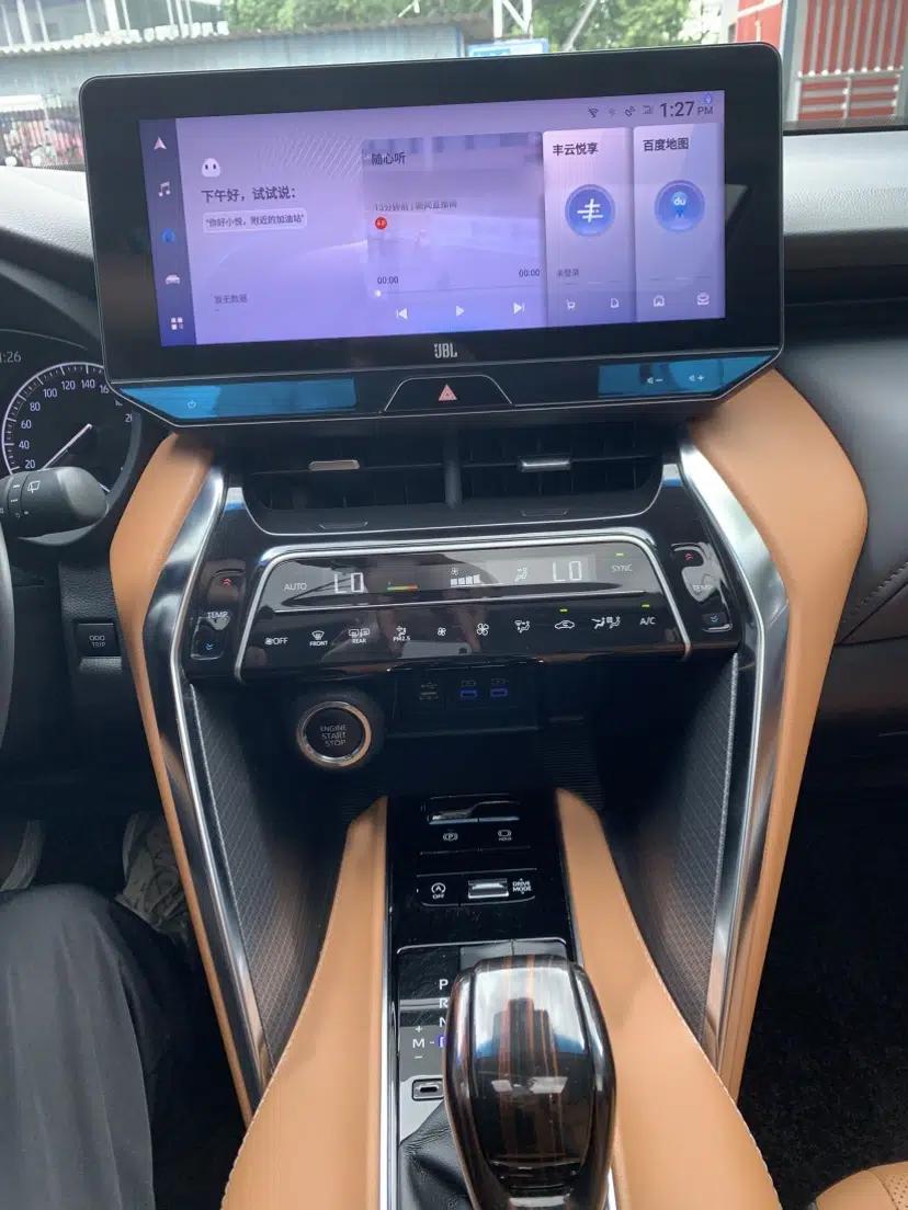 Toyota Venza 2022 2.0L CVT Two-Wheel Drive Prestige Edition — миниатюра 11