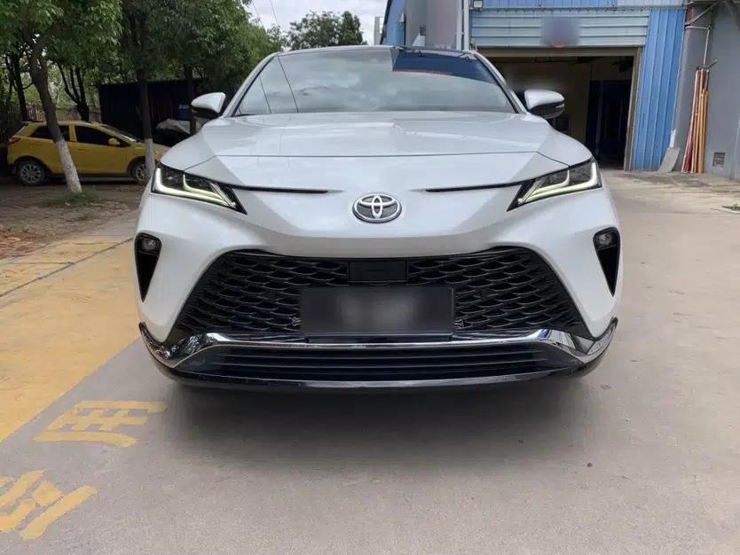 Toyota Venza 2022 2.0L CVT Two-Wheel Drive Prestige Edition — миниатюра 4