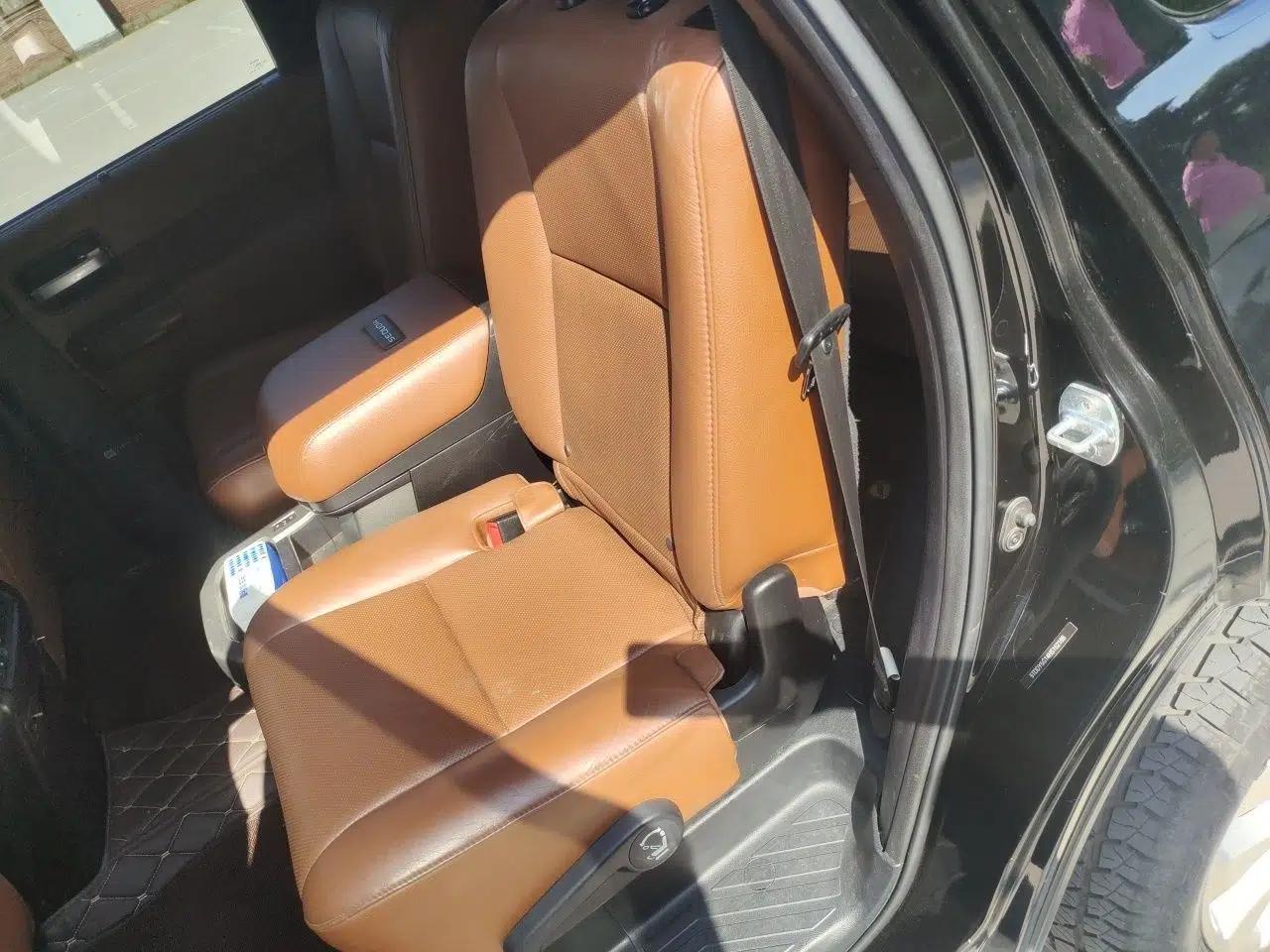 Toyota Sequoia 2017 Toyota Sequoia 5.7 automatic, gasoline, seven‑seat — миниатюра 17